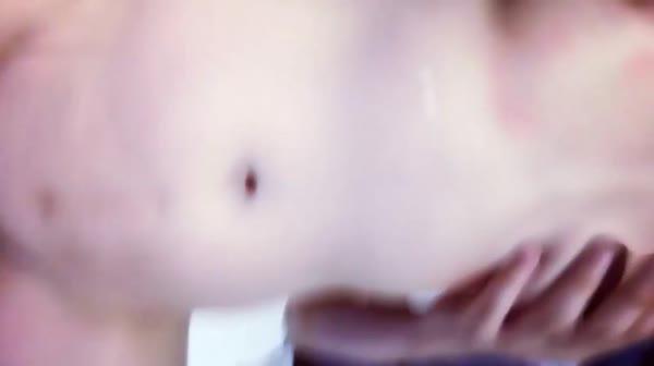 大铭哥世界杯期间和校花级女友一边看球一边啪啪女友呻吟非常给力1080P高清